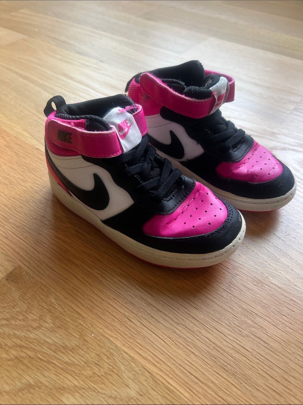 Nike Kids Mid-Top Sneakers in Pink, Black & White